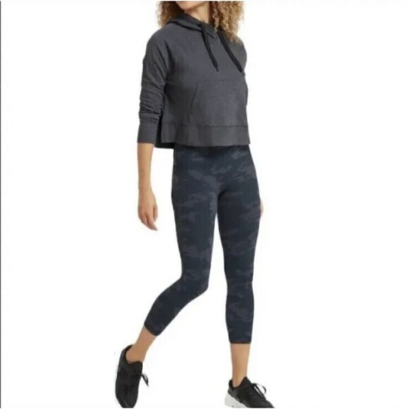 Spanx Size M Camo Look At Me Now Seamless Leggings Black High Rise Pull On - Picture 2 of 8